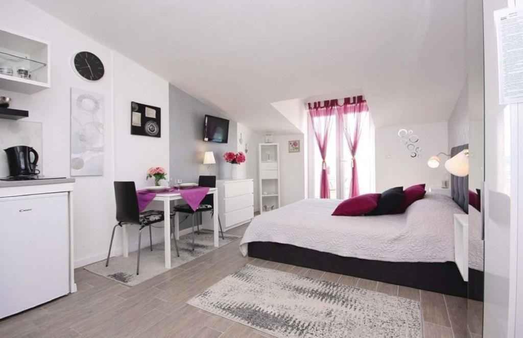 Apartments In Rogoznica 36019 Esterno foto