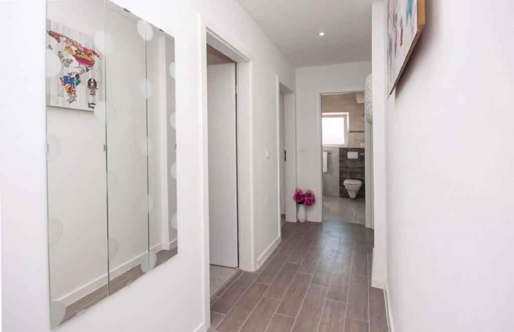 Apartments In Rogoznica 36019 Esterno foto